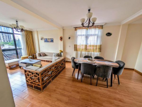 Bright, Modern 2 Bedroom Apt - Secure & Close to Airport